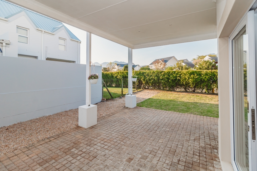 3 Bedroom Property for Sale in Kingswood Golf Estate Western Cape